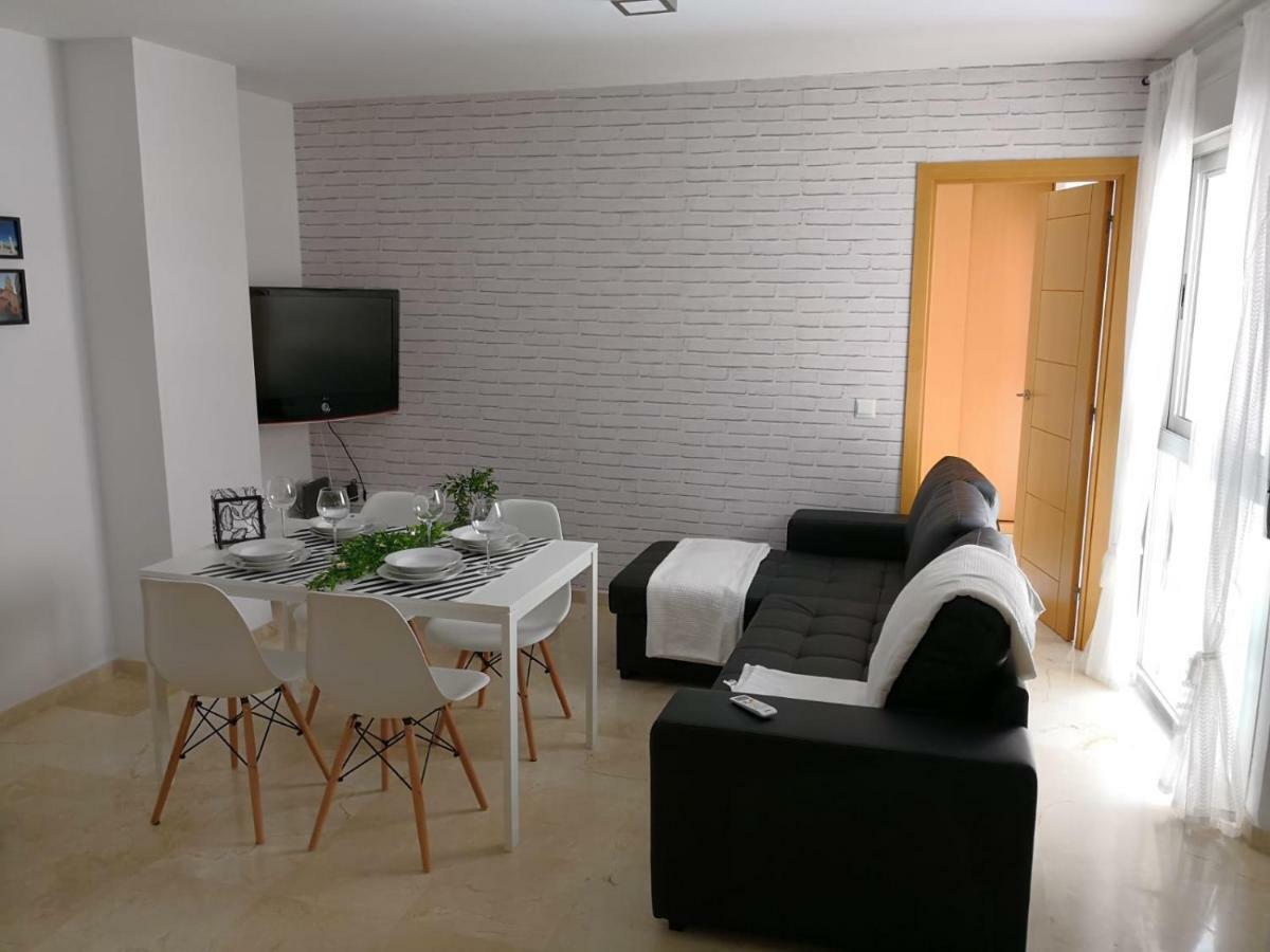 Apartamento La Victoria Malaga Exterior photo