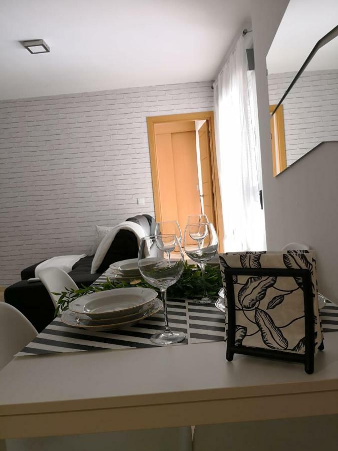Apartamento La Victoria Malaga Exterior photo
