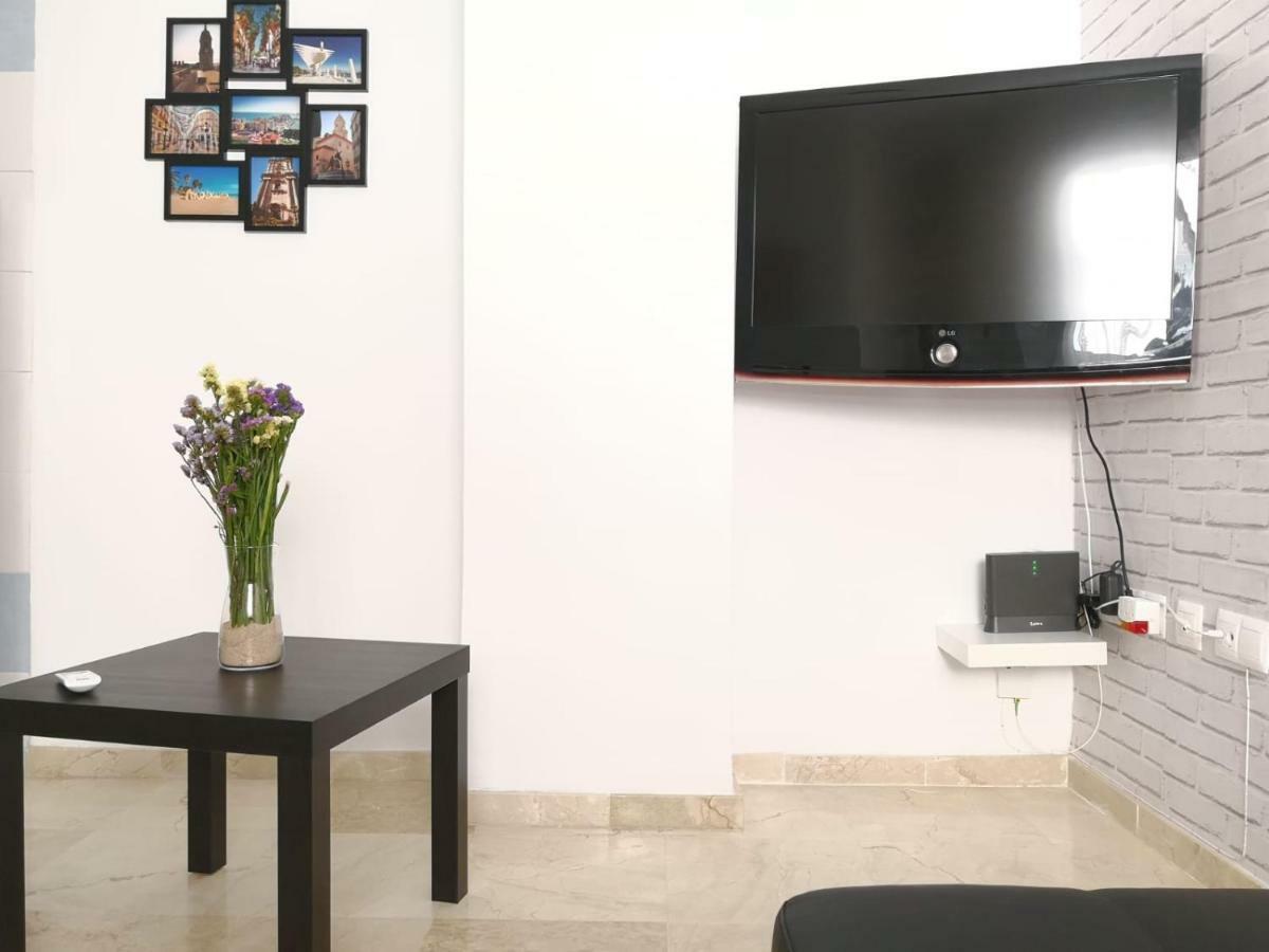 Apartamento La Victoria Malaga Exterior photo
