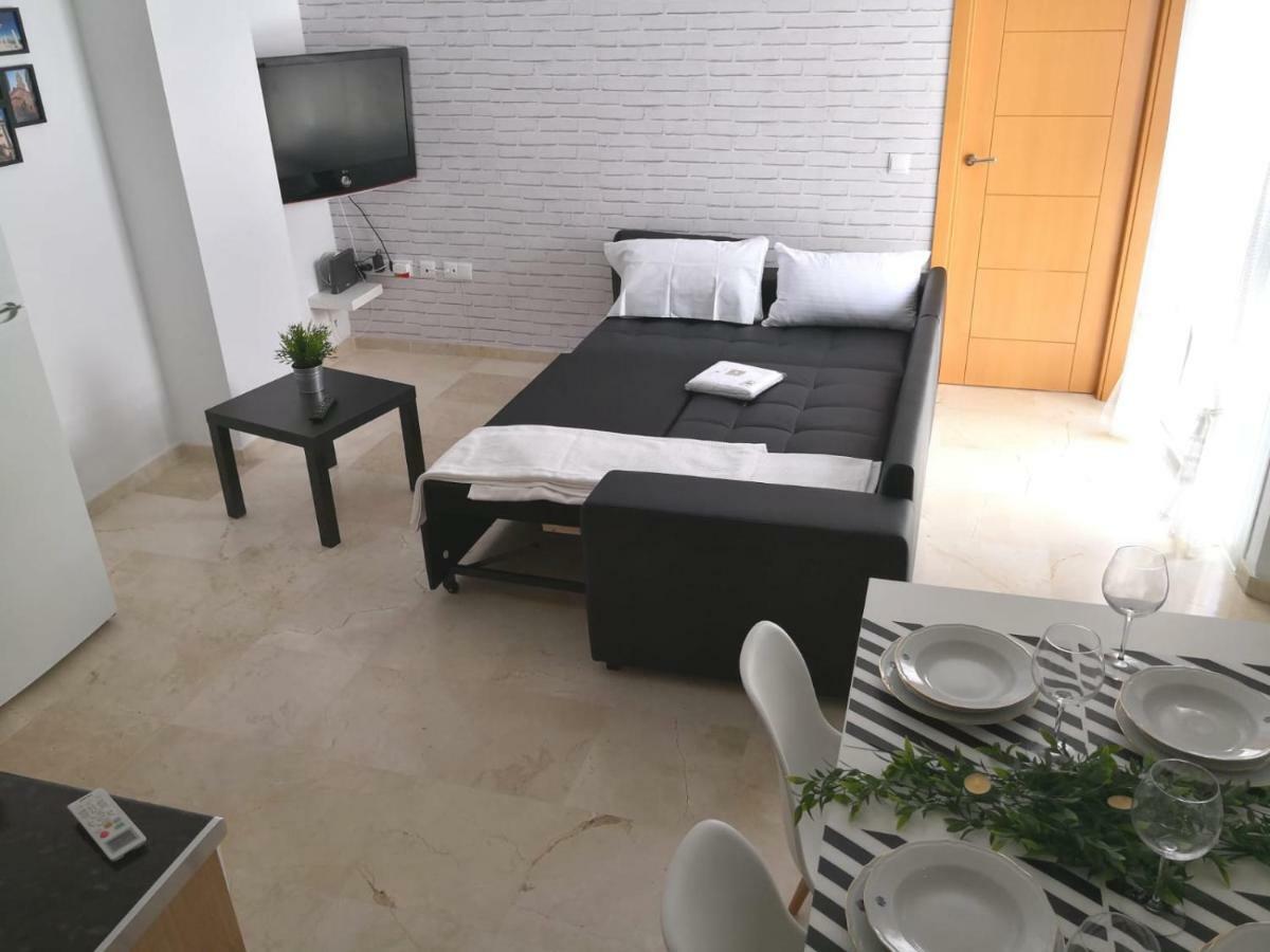 Apartamento La Victoria Malaga Exterior photo