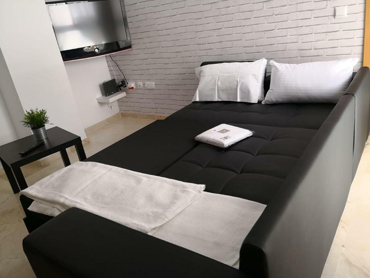 Apartamento La Victoria Malaga Exterior photo